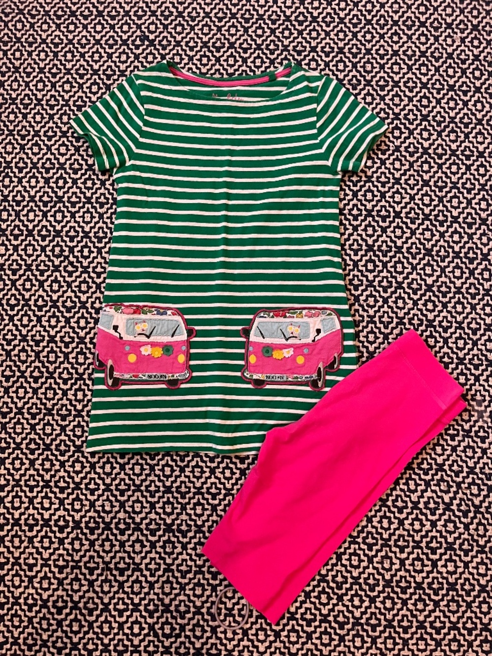 Mini Boden Green Stripe Tunic Camper Van appliquรฉ pocket & pink cropped leggings